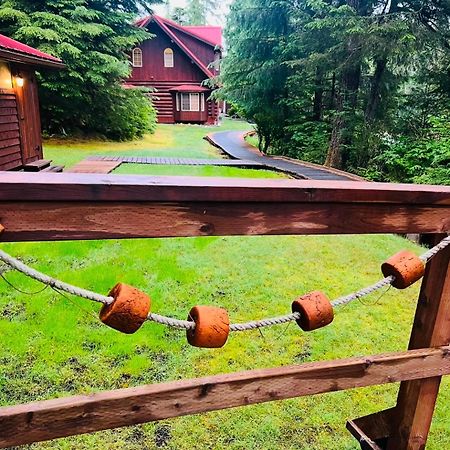 Boardwalk Lodge Thorne Bay Buitenkant foto
